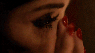 Quand Marc Jacobs s’inspire du regard de velours des 60’s ça donne un joli mascara qui a trouvé une bonne formule pour galber la courbe des cils et maximiser leur volume.