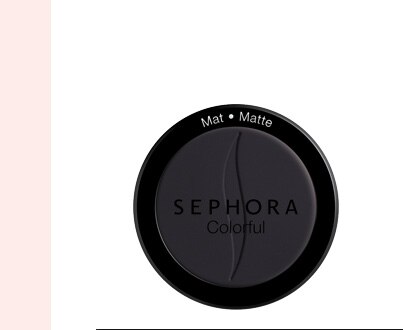 Smoky réussi  Ce fard mat à la couleur intense. Hot, hot, hot !  Ombre à Paupières Déclipsable Sephora Colorful, Black lace n°54 9,95 €
