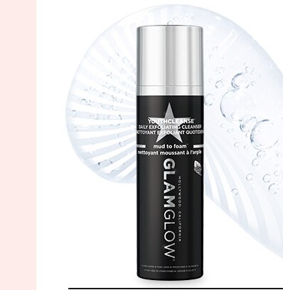 Youth Cleanse  Soin Nettoyant Exfoliant QuotidienGlamGlow  29,90 €  / 150 ml  