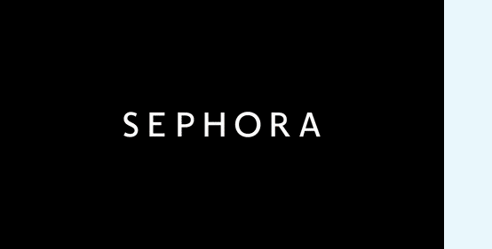 Liner précurseur au trait bien assuré + crayon classique (mais pas basique) = l’addition gagnante signée par Sephora ! Et en deux coups d’outils futés, le regard est sublimé.
