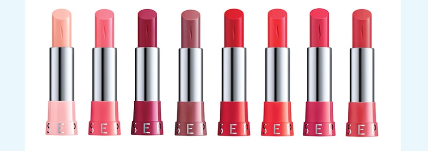 Texture fondante et hydratante ? Formule toute en transparence ? Ou fini glossy doublé d’une brillance maxi ? A chaque beauty envie une réponse lipstick pour se faire la bouche tentatrice ! 